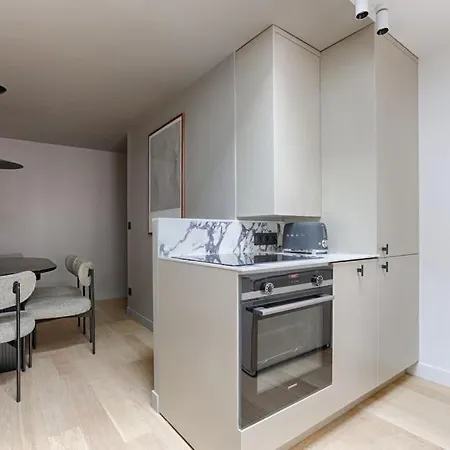 Appartamento Mykeypers - Luxury Design Flat 2br/6p - Rue De Charonne ! Parigi