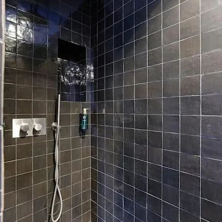 Mykeypers - Luxury Design Flat 2br/6p - Rue De Charonne ! Parigi