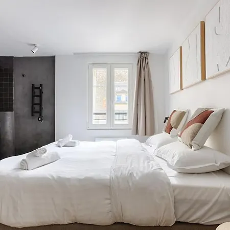 Mykeypers - Luxury Design Flat 2br/6p - Rue De Charonne ! * Parigi